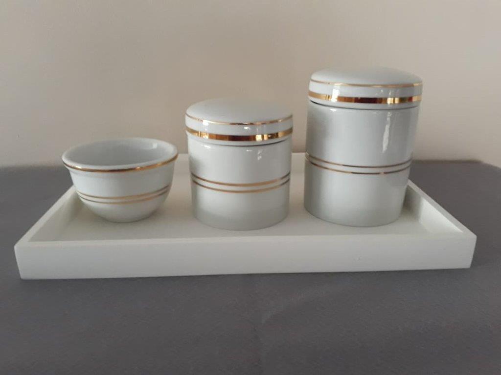 Kit Higiene Porcelana Listras Douradas